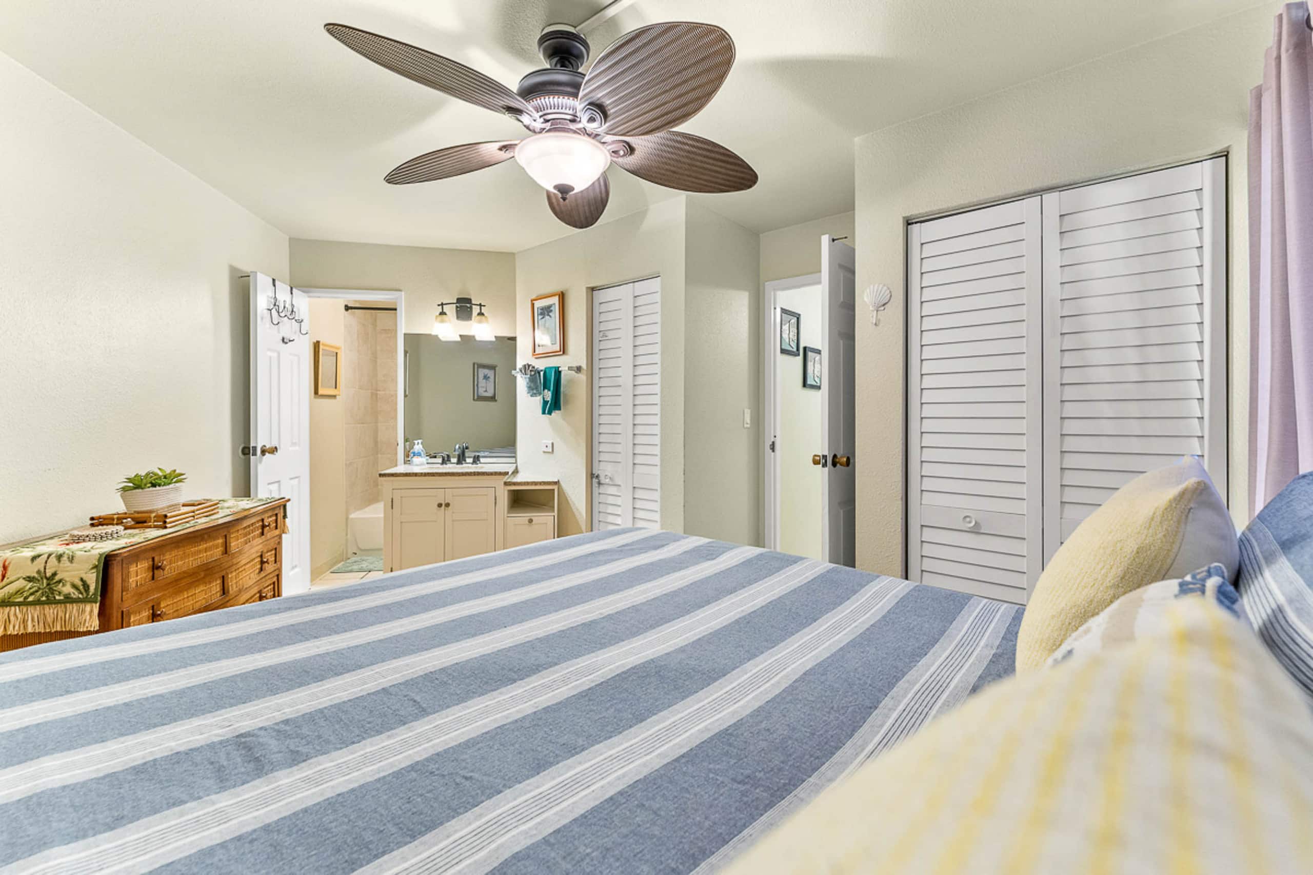 Condo in Kihei · ★4.75 · 1 bedroom · 3 beds · 2 shared baths - Image 15