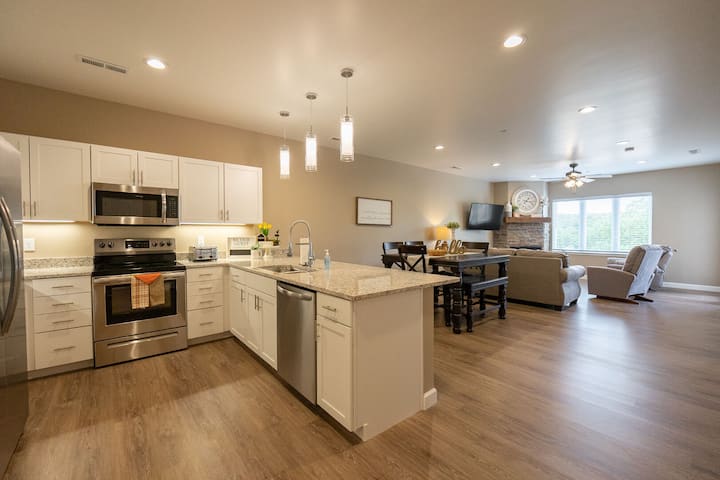 New Build Walk-in 3br W/ Pool | Fh-g203 - Branson, MO