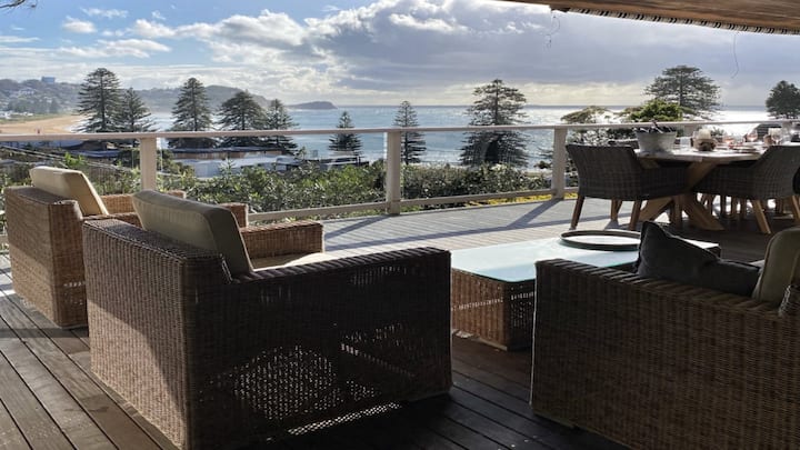 Ascot - Overlooking Avoca Beach - Gosford