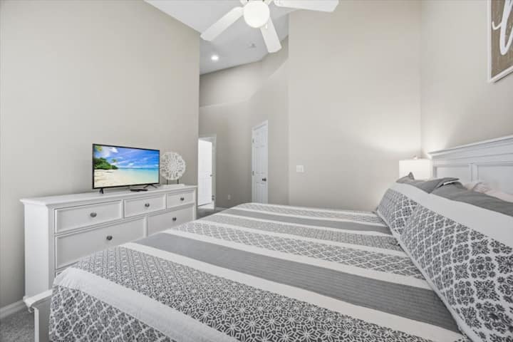 20-260107_16630RollingGreenDr_Rev_07