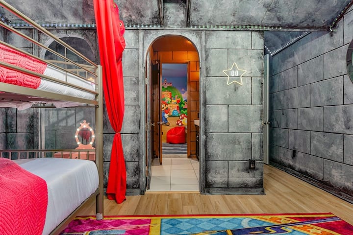 พระราชวังแห่งนี้เต็มไปด้วยรายละเอียดของพีชชี่!