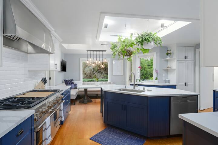 La Jolla Farms Estate | Heated Pool | Large Yard gallery image 5