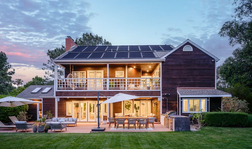 La Jolla Farms Estate | Heated Pool | Large Yard