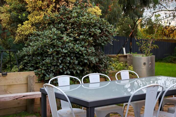 Cruickshank Retreat I Spa and Dip Pool gallery image 3