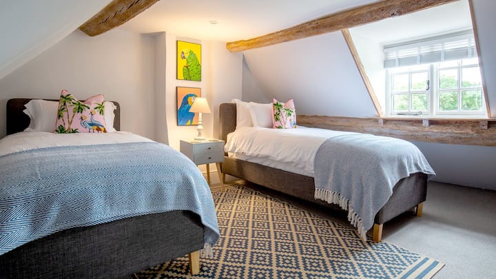 Медвежий дрова, ферма Beecham Farmhouse, Bolthole Retreats