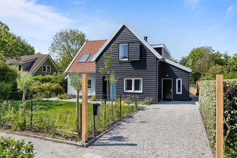 Hello Zeeland - Vakantiehuis Casembrootplein 19