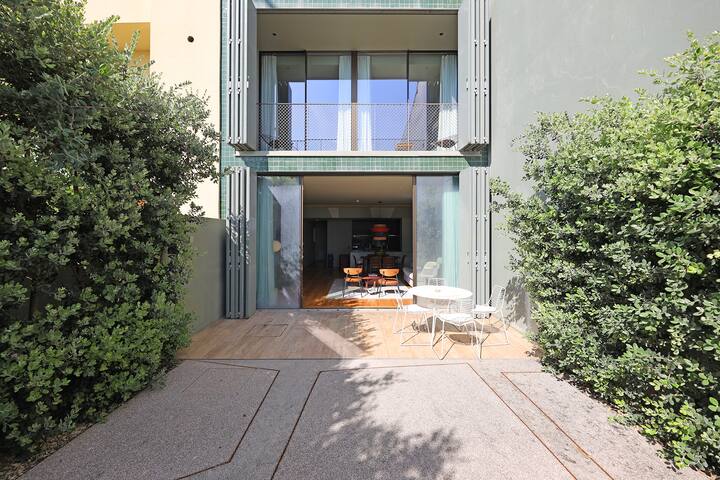 FLH Gilreu Beach Duplex with Sea View I gallery image 2