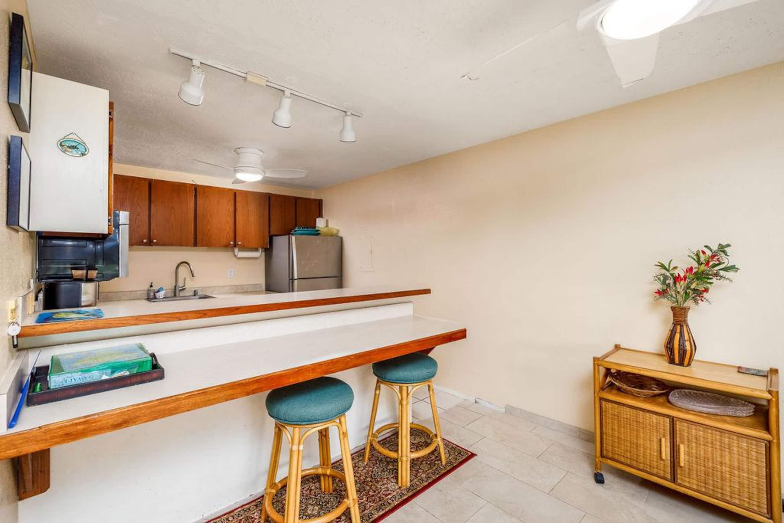 Condo in Kailua-Kona · ★4.86 · 2 bedrooms · 3 beds · 2 private baths - Image 8