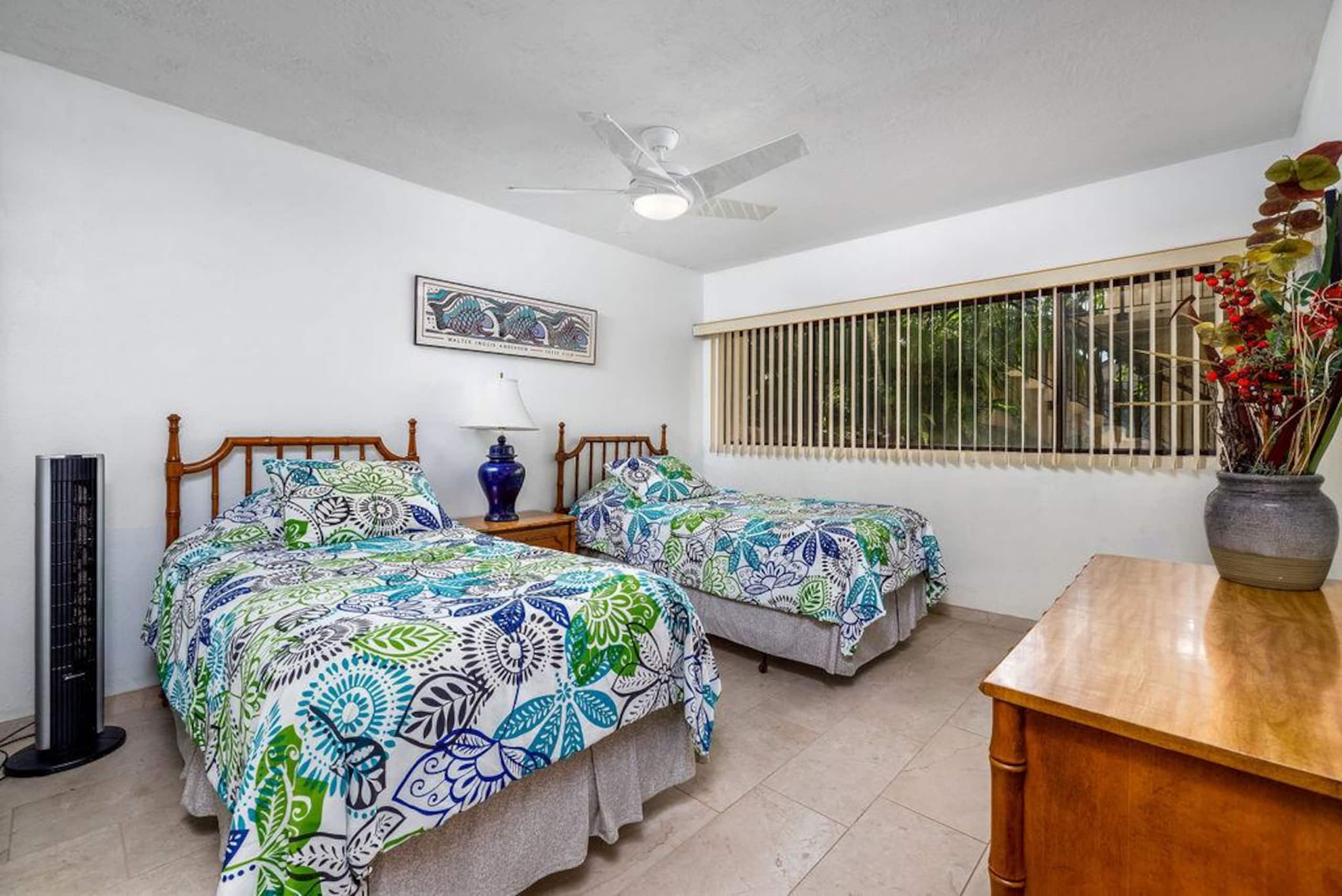 Condo in Kailua-Kona · ★4.86 · 2 bedrooms · 3 beds · 2 private baths - Image 14