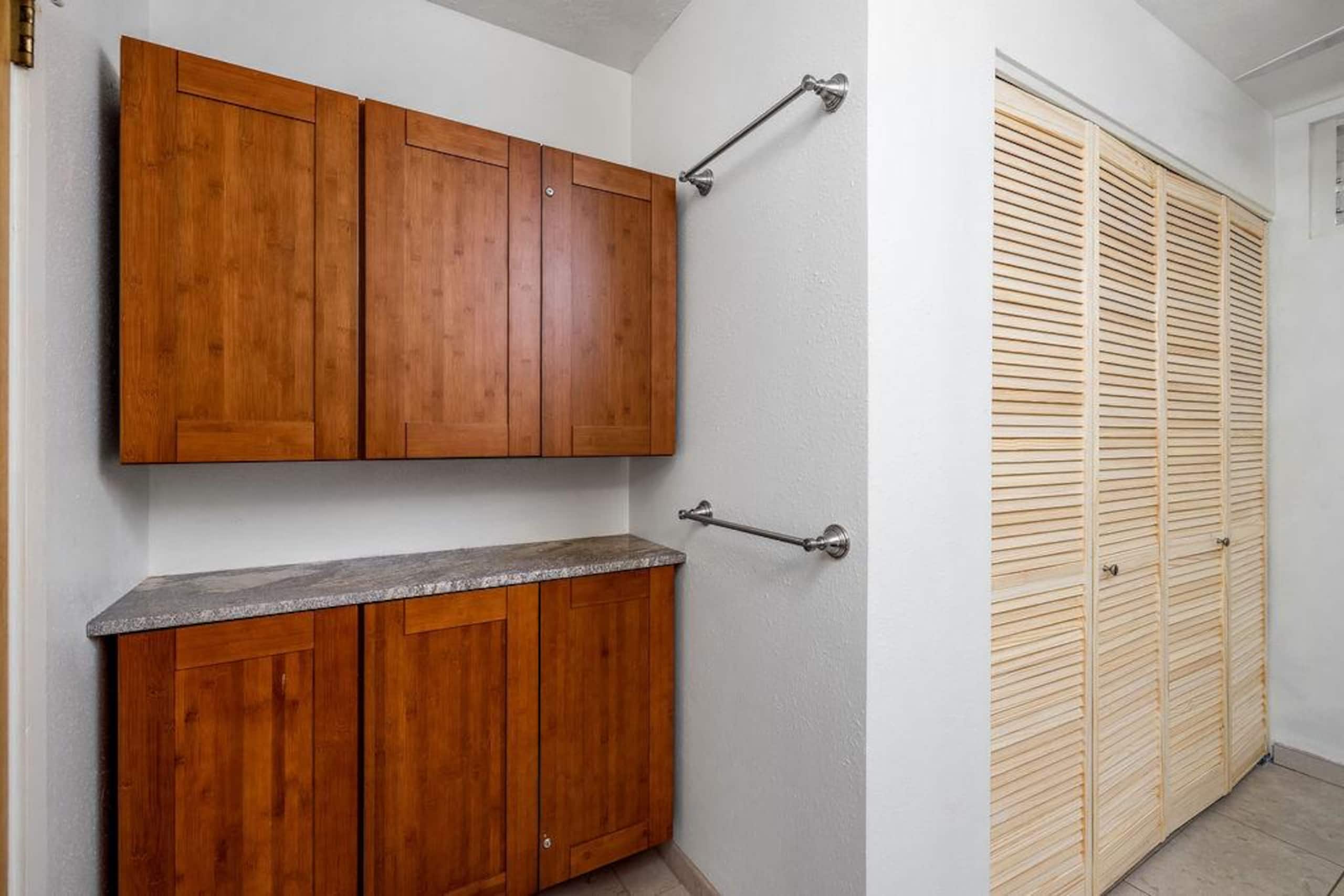 Condo in Kailua-Kona · ★4.86 · 2 bedrooms · 3 beds · 2 private baths - Image 21