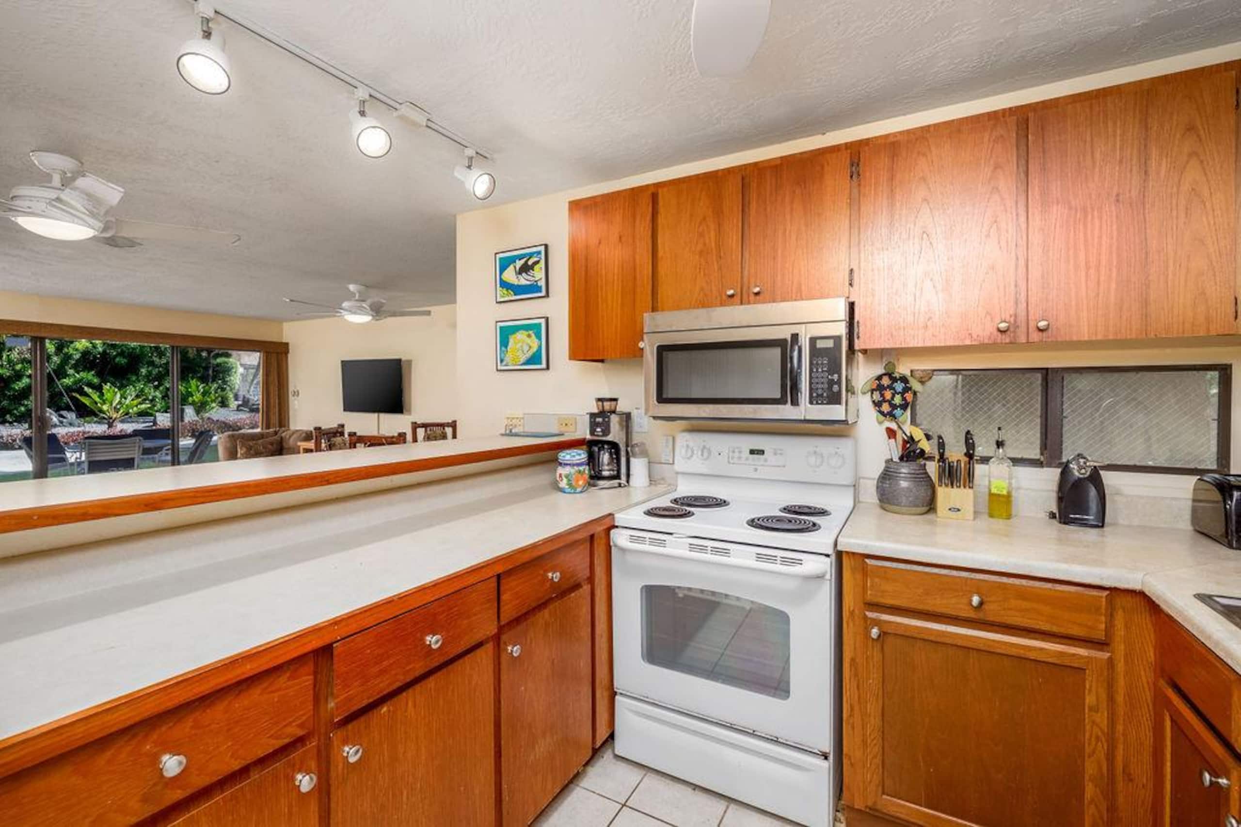 Condo in Kailua-Kona · ★4.86 · 2 bedrooms · 3 beds · 2 private baths - Image 7