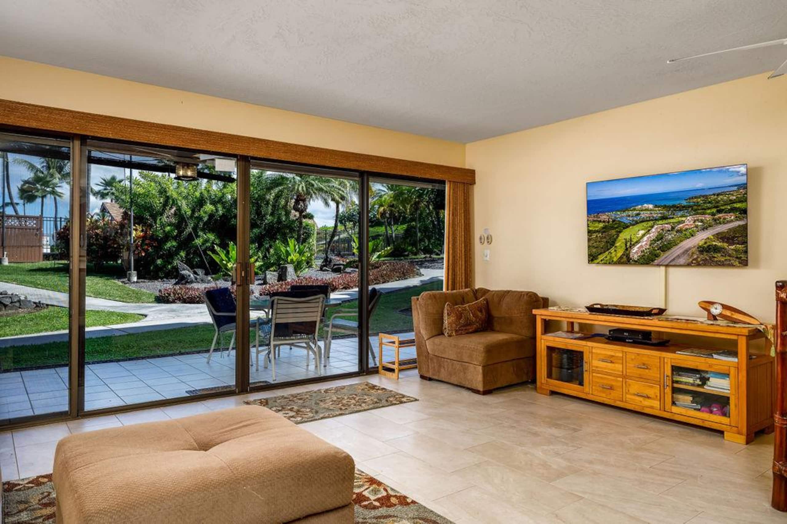 Condo in Kailua-Kona · ★4.86 · 2 bedrooms · 3 beds · 2 private baths - Image 2