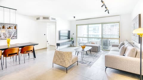 Luxury Beachfront 3BR by Airsuite