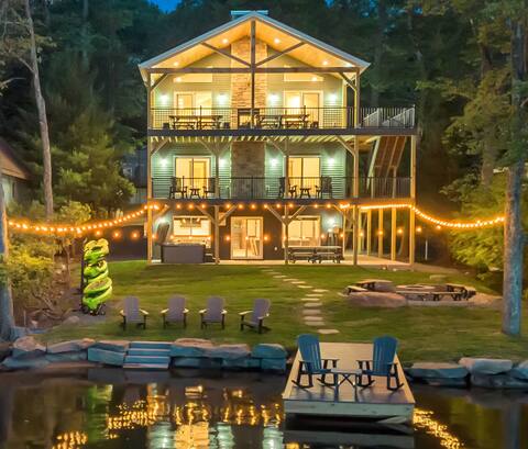 "Lake Front Livin" Private Beach, Dock, Firepit