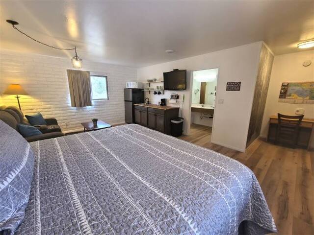 The Nook Pinetop managed Airbnb listing 3
