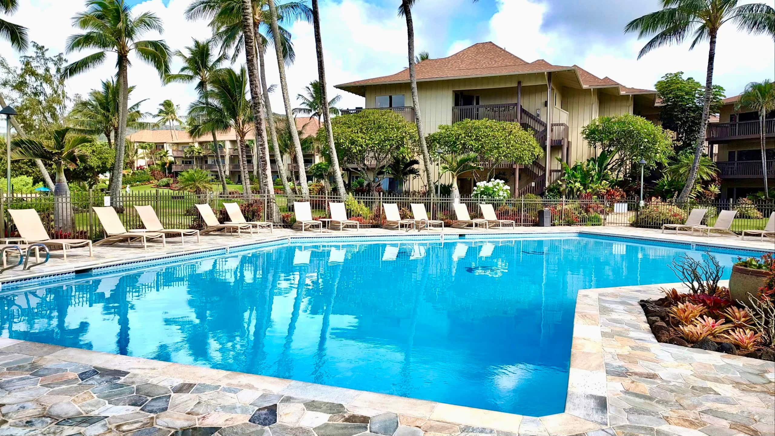 Condo in Kapaa · ★4.92 · 2 bedrooms · 2 beds · 2 baths - Image 37