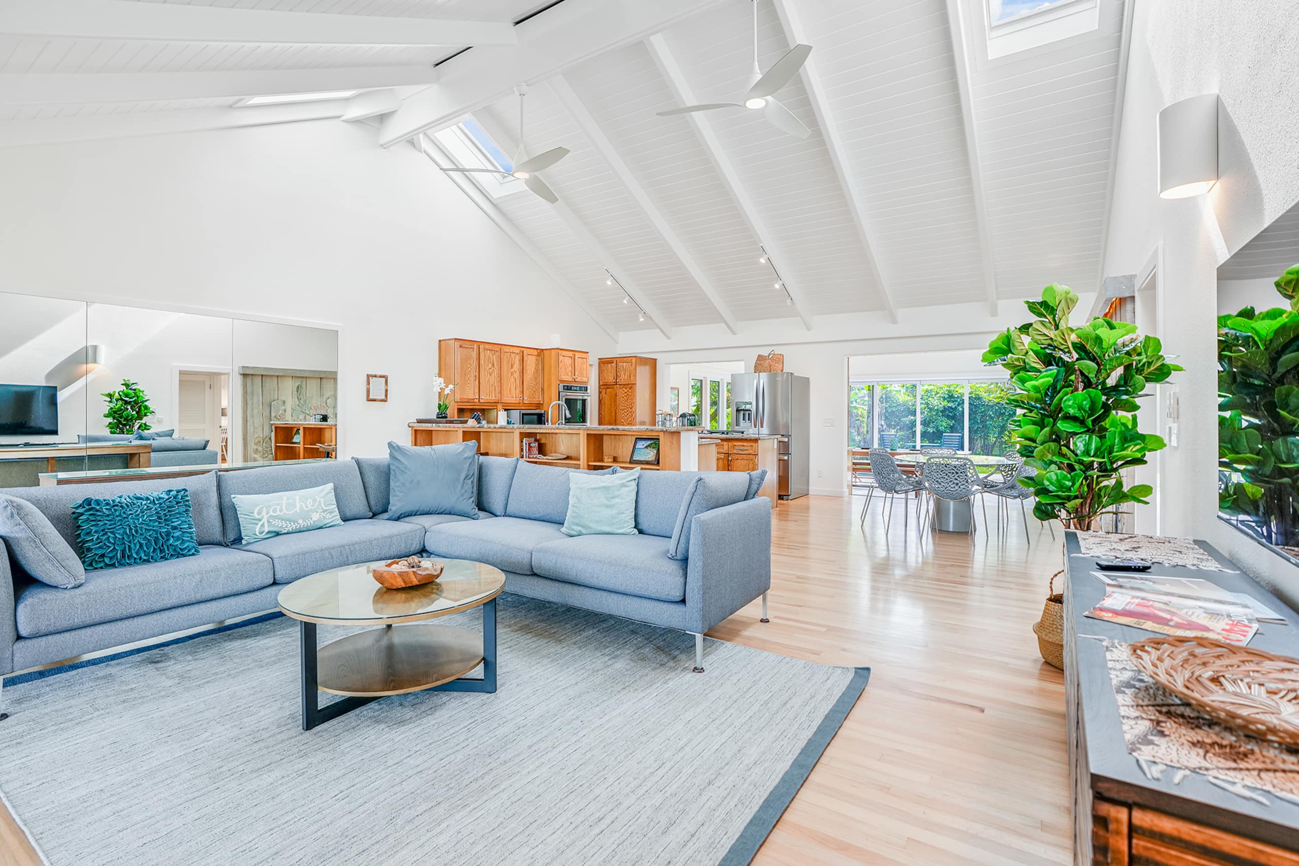Home in Princeville · ★4.81 · 5 bedrooms · 7 beds · 4.5 private baths - Image 2