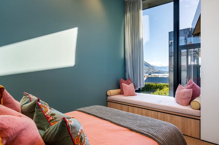 غرفة نوم الضيوف