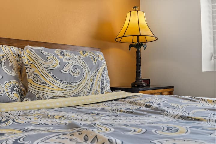 เครื่องตกแต่งเตียงคุณภาพในทุกห้อง - บ้านของฉันอยู่ไกล