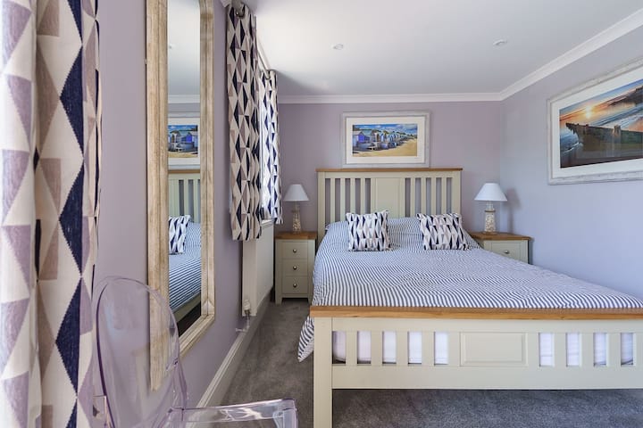 Chumba cha kulala katika 1 Afon y Felin, Llyn Peninsula