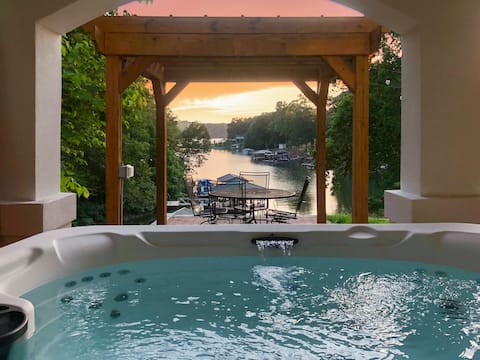 Hummingbird Home by AvantStay | Hot tub + Sauna