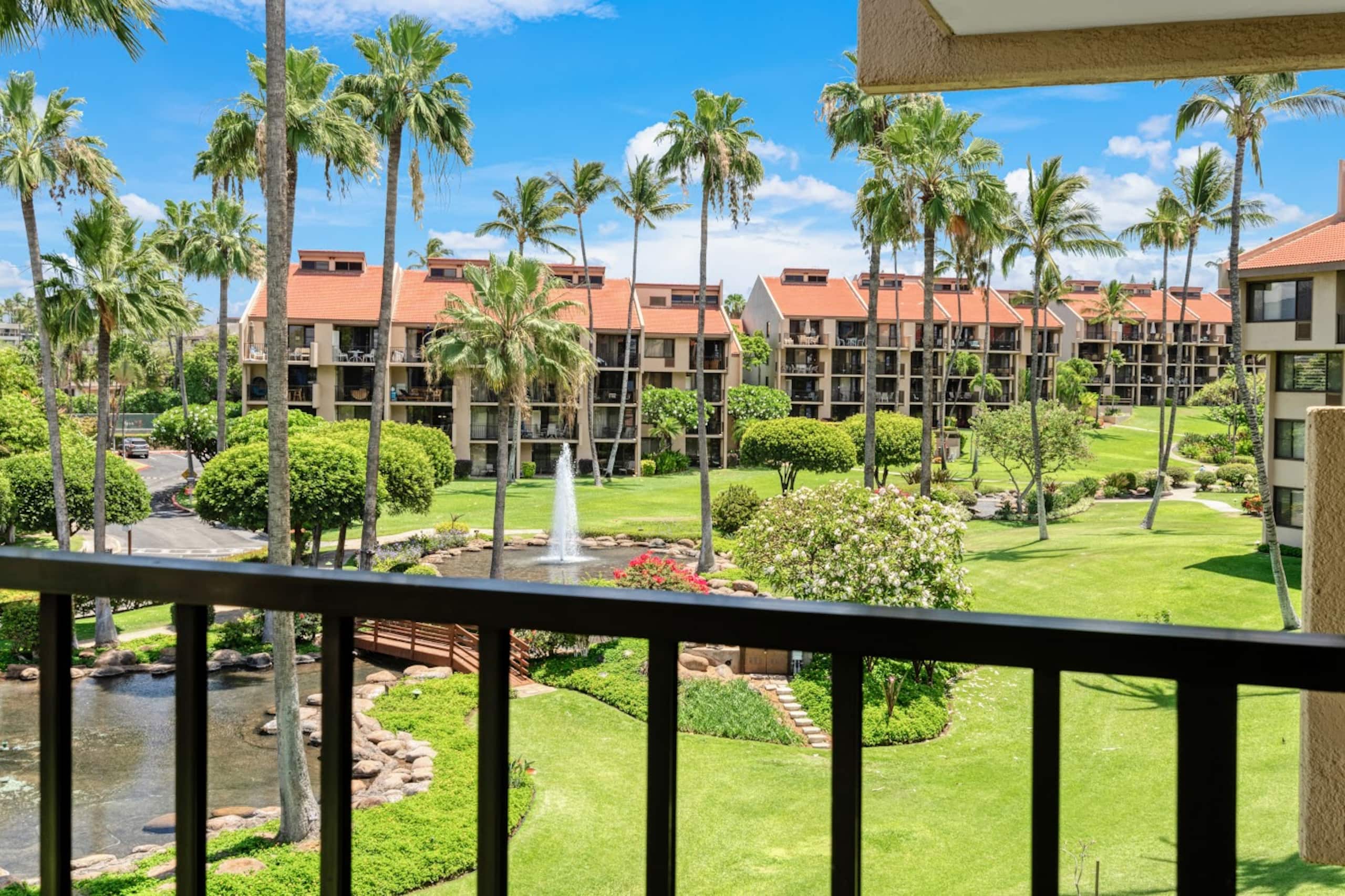 Condo in Kihei · ★4.9 · 1 bedroom · 2 beds · 2 baths - Image 5