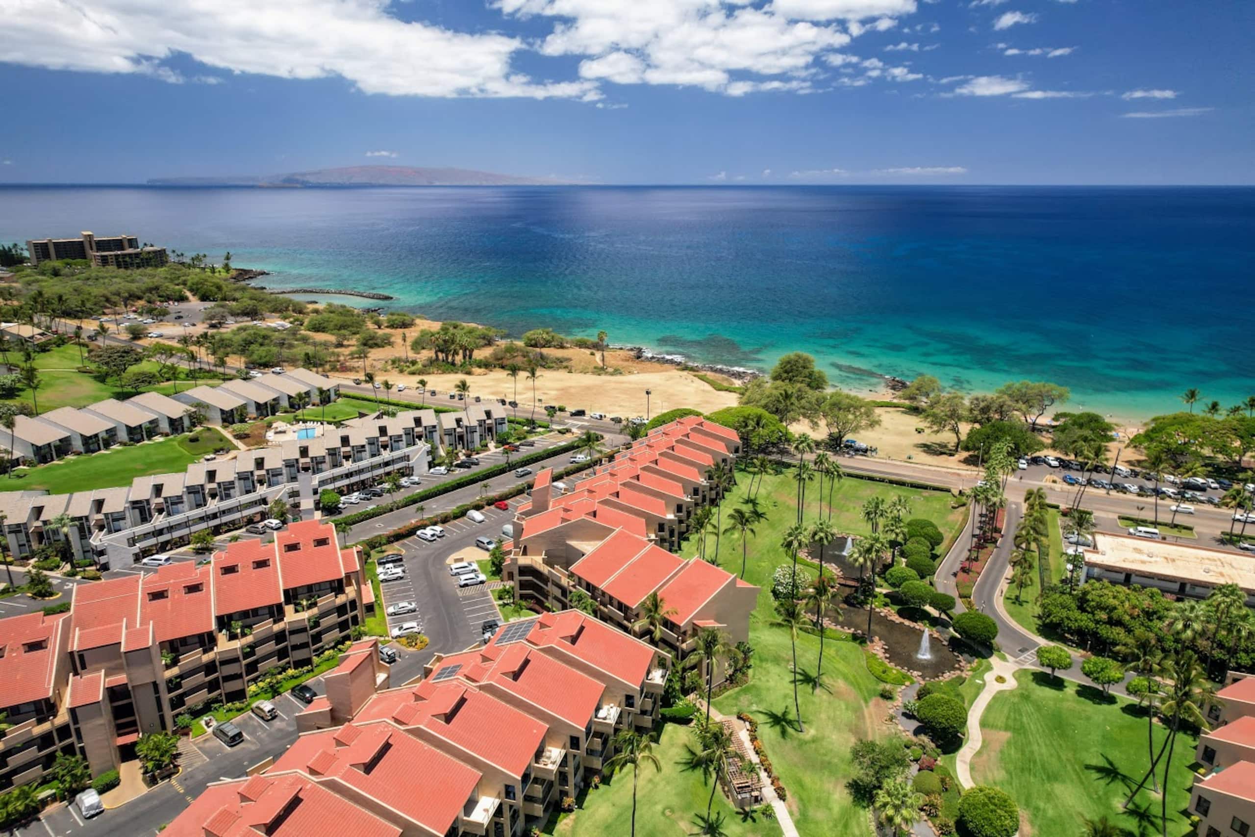 Condo in Kihei · ★4.9 · 1 bedroom · 2 beds · 2 baths - Image 35
