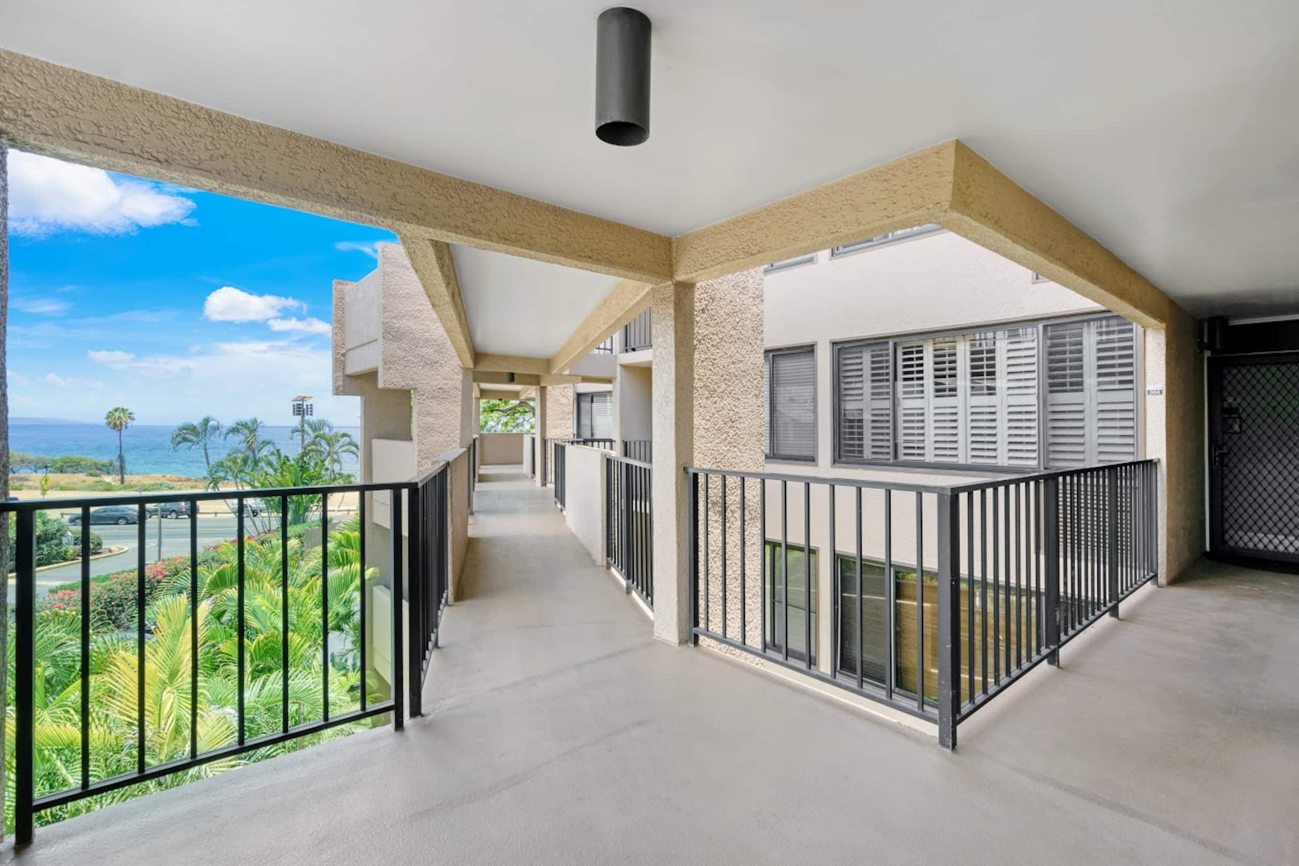 Condo in Kihei · ★4.9 · 1 bedroom · 2 beds · 2 baths - Image 36