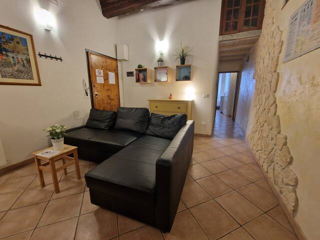 Mezzo 8 gallery image 2