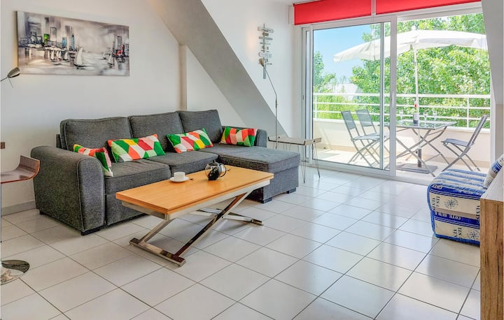 Gorgeous Apartment In Damgan With Wifi - Damgan