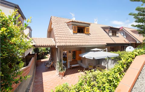 Awesome home in Gizzeria