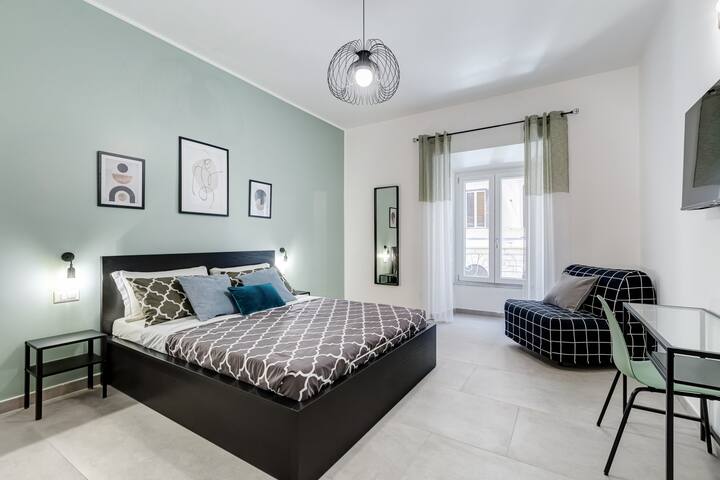 BDC – Empire, noble 3-BDR Apt gallery image 3