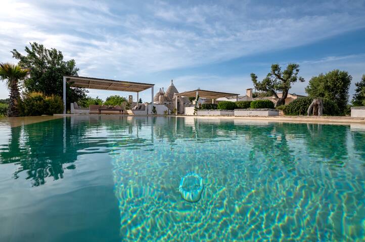 Trullo Nostress with pool gallery image 4