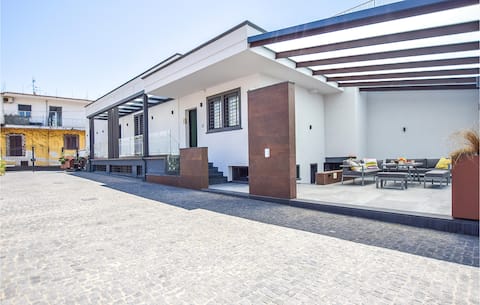 Cozy home in Terzigno with kitchen
