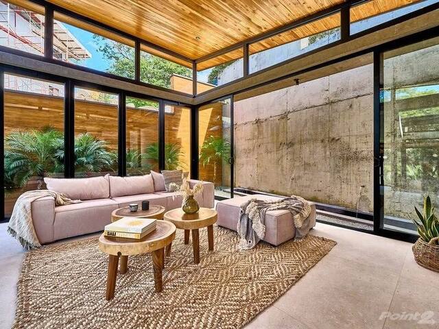 Infinity Pool Villa, 10 min Walk to Beach & Dining