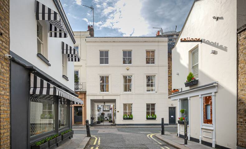 Luxury 3-BR House Belgravia, London|Prime Location gallery image 4
