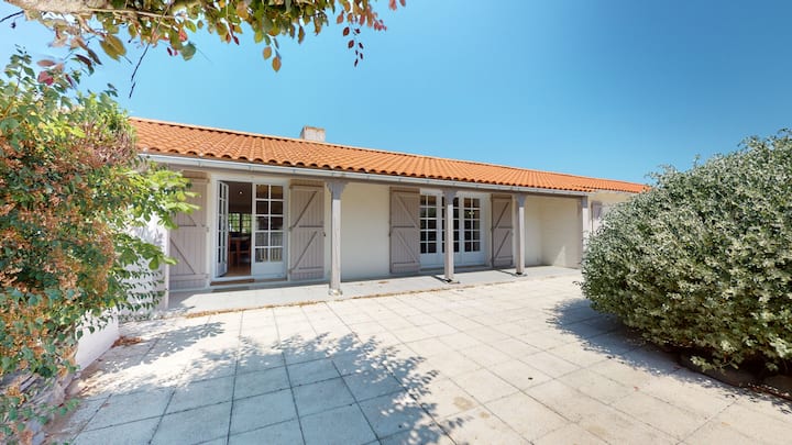 Villa Des Vagues - Jacuzzi, Plage 50m Et Jardin - Vendée