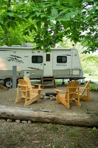 Grotto Getaway managed Airbnb listing 2