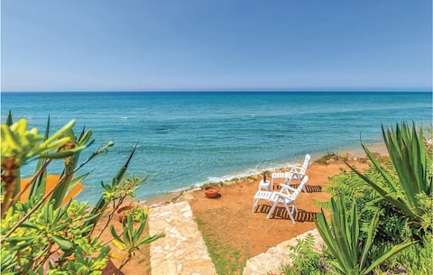 3 bedroom cozy home in Menfi AG