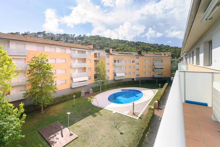 Beautiful apartment with pool tossa 2