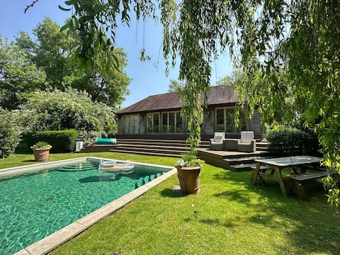 Pool House at Mill Cottage