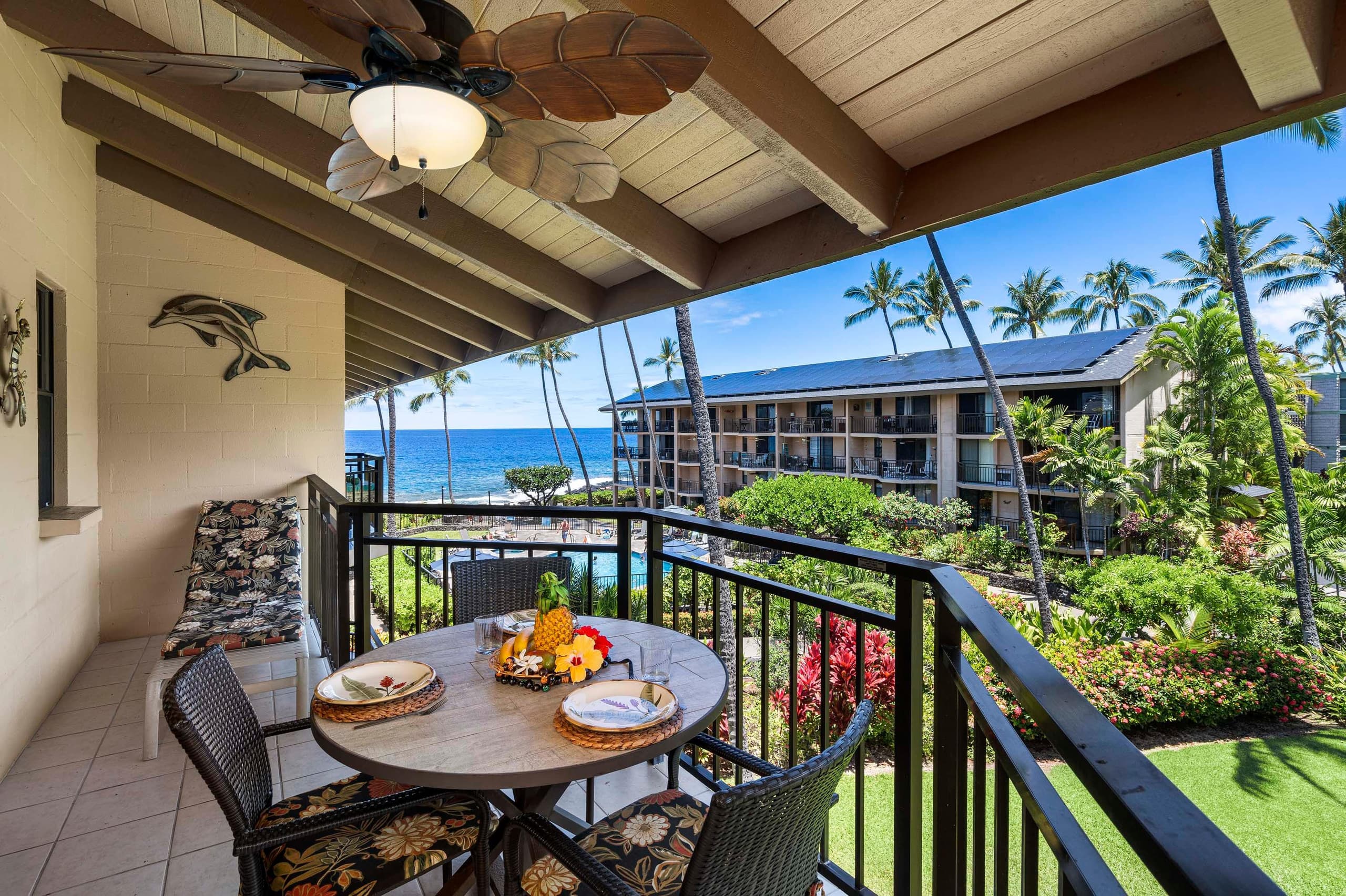 Condo in Kailua-Kona · ★4.8 · 1 bedroom · 4 beds · 1 private bath - Image 2