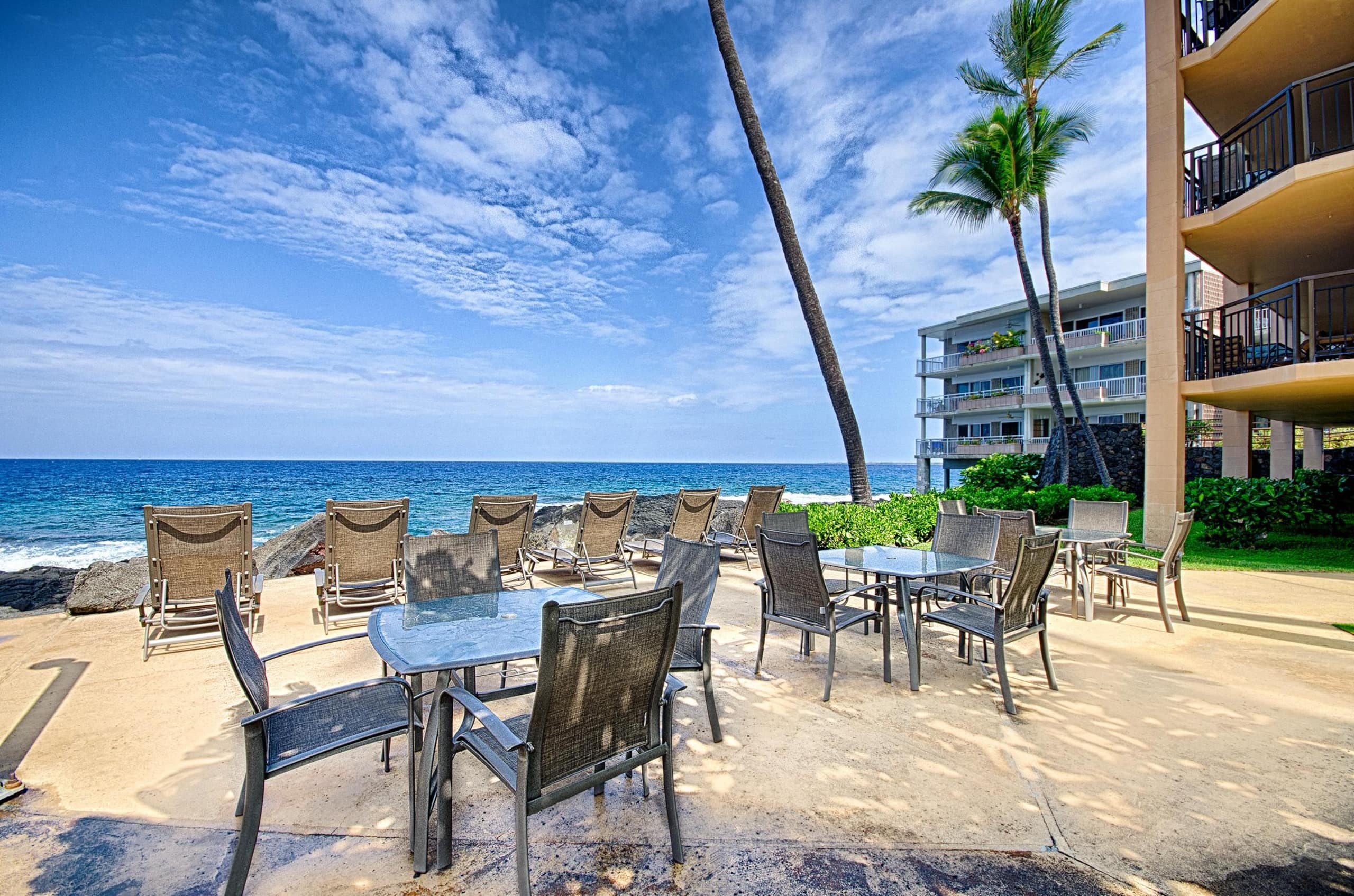 Condo in Kailua-Kona · ★4.8 · 1 bedroom · 4 beds · 1 private bath - Image 25