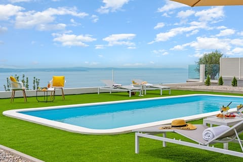 2-bedroom Villa La Vita with heated 33sqm pool