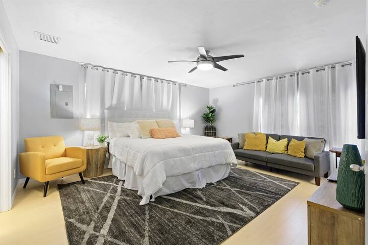 Wilton Island – two master suites – Close to every gallery image 3