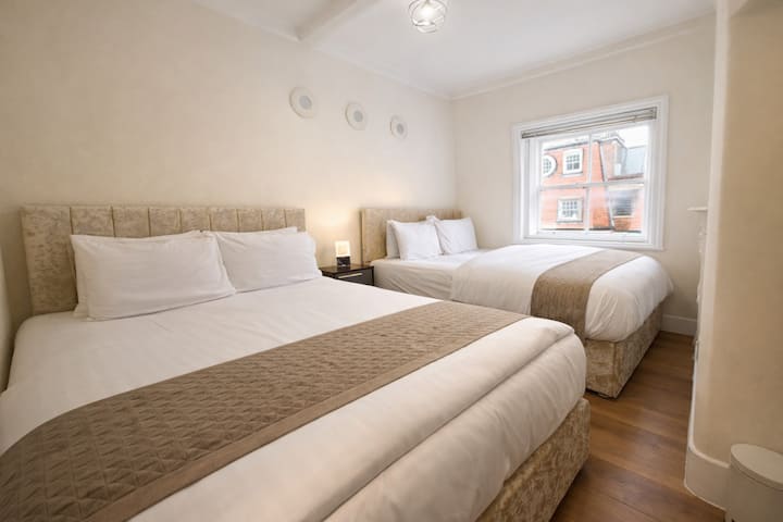 Picha ya ChatGPT tarehe 12 Januari, 2026, saa 5:12:38 asubuhi