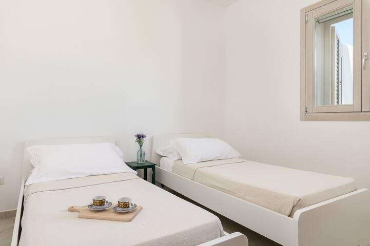 Wonderful Italy | White House with pool gallery image 4