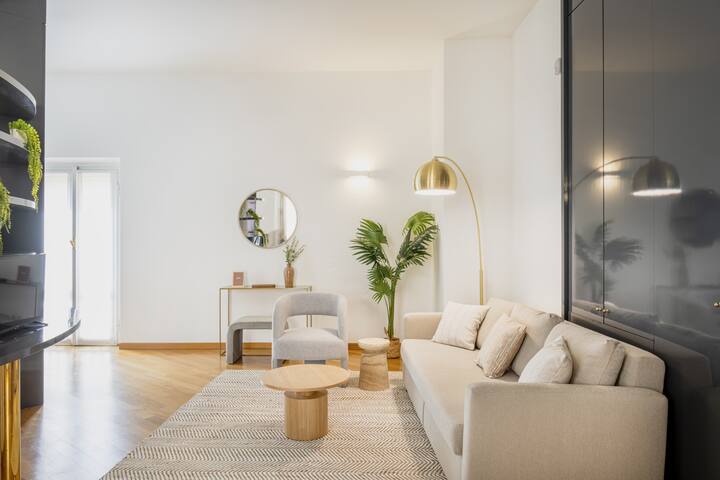 Easylife – Elegant flat few steps from Duomo gallery image 5