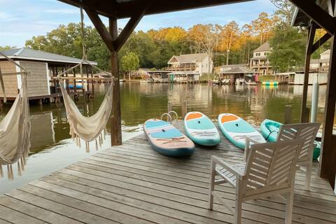 *Lickety Slip* Bring Your Boat and the Whole Famil