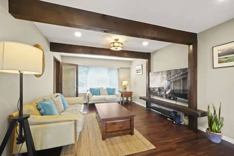 6+ bed/5 bath Mountain View Home by Deer Lake